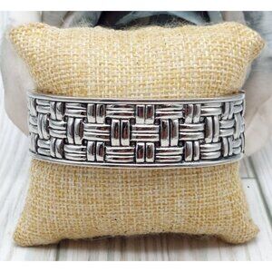 Cute Silver Tone Hinged Bangle Bracelet Textured Woven Look